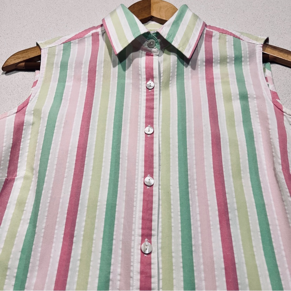 Seersucker 100% cotton Summer top. Like New!  Fitted, Size XS